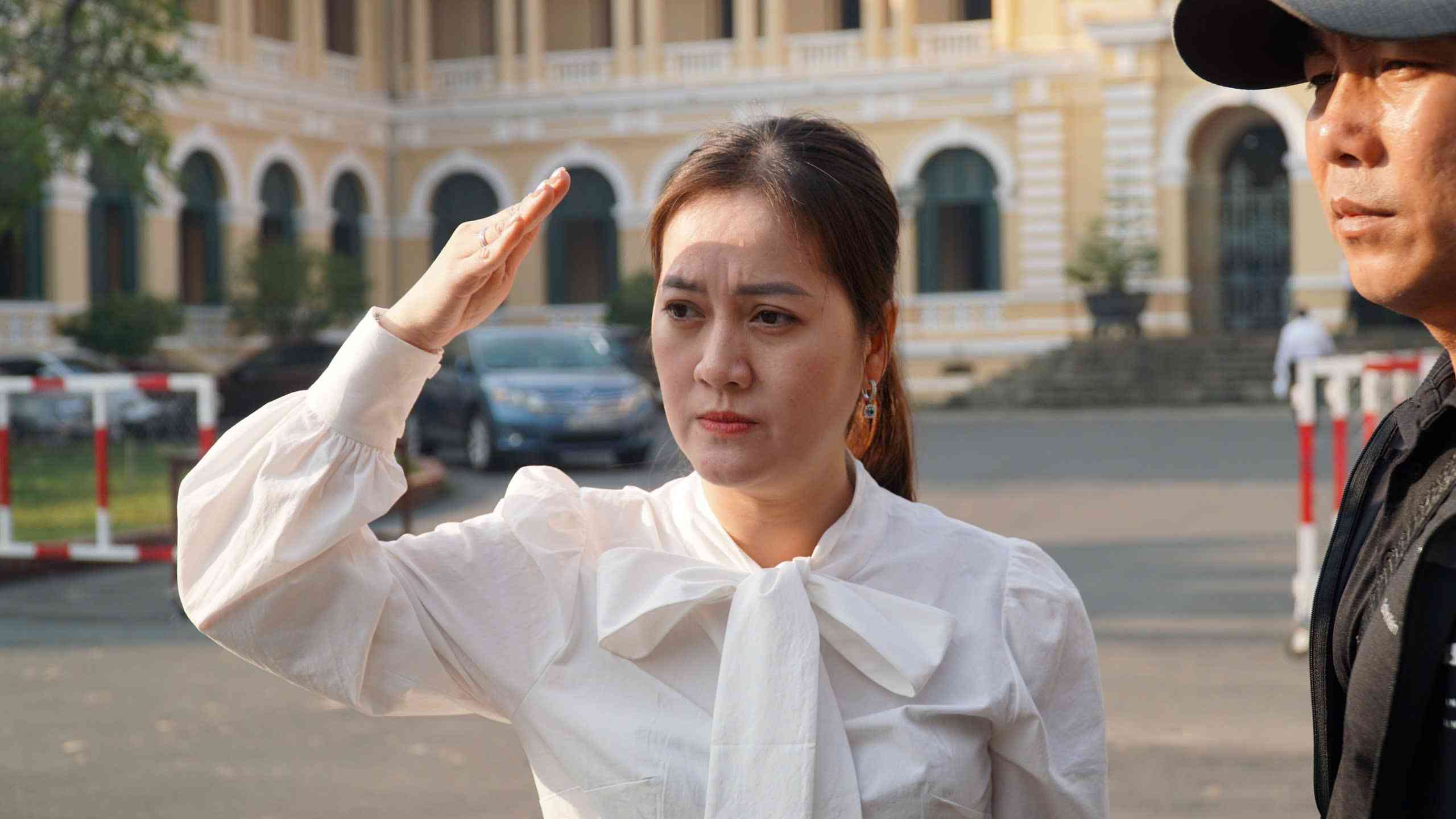 Hong Loan - daughter of the late artist Vu Linh was present at the court session on the morning of January 7. Photo: Anh Tu.