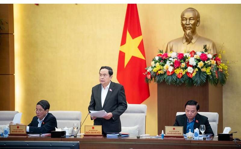National Assembly Chairman Tran Thanh Man noted the need to point out which units and localities have limitations in environmental protection; the responsibility of each agency. Photo: Quochoi.vn
