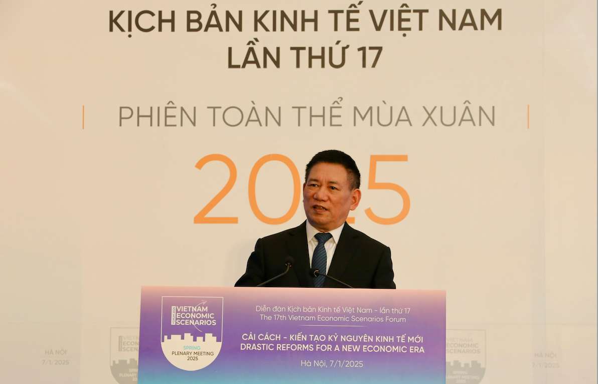 Pho Thu tuong Chinh phu Ho Duc Phoc phat bieu tai Dien dan Kich ban Kinh te Viet Nam lan thu 17 voi chu de “Giai phap dot pha dat muc tieu tang truong cao va phat trien ben vung trong ky nguyen moi” dien ra hom nay (7.1). Anh: Phuong Anh