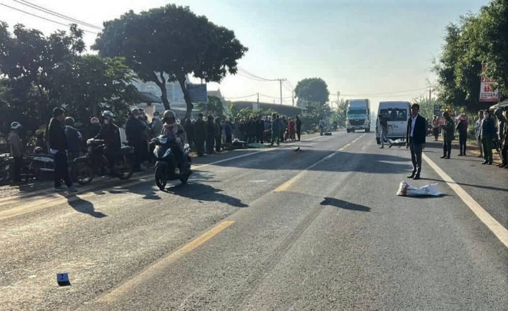 The scene of the accident that killed Ms. Xuan. Photo: Thanh Tuan