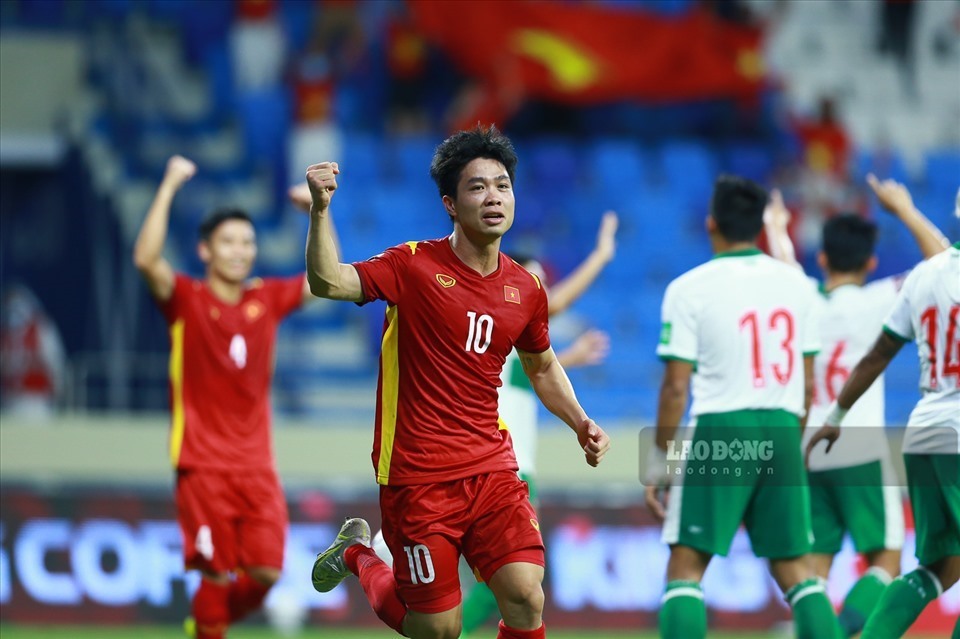 The General Department of Taxation has just shared with the press information about whether the bonus of the Vietnamese football team is subject to personal income tax or not. Photo: Trung Thu.
