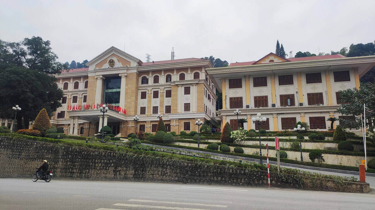 Hoa Binh Provincial Party Committee issued a directive strictly prohibiting giving and receiving Tet gifts to leaders at all levels in any form. Photo: Minh Nguyen