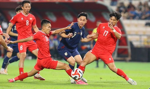 Tuyển Việt Nam và Thái Lan dự kiến sẽ có sự thay đổi vị trí trên bảng xếp hạng FIFA sau ASEAN Cup 2024. Ảnh: Thanh Vũ