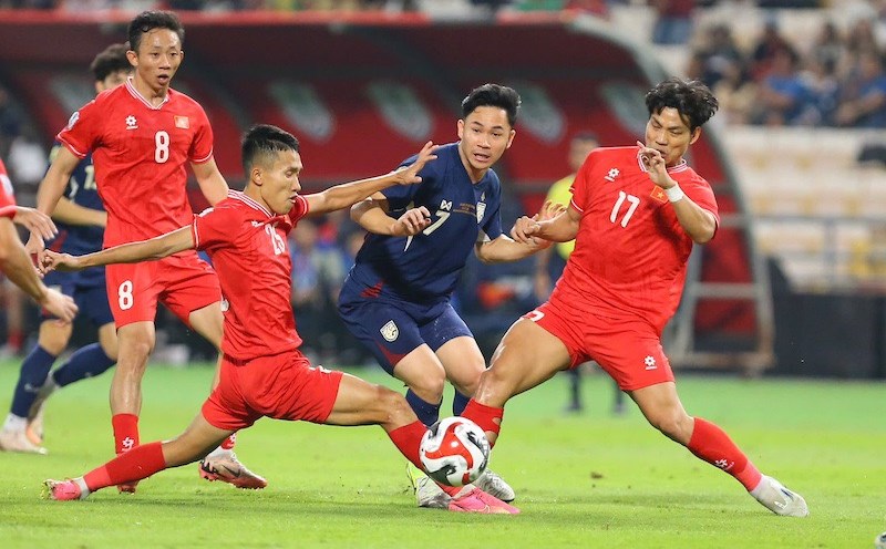 Vietnam and Thailand are expected to change their positions on the FIFA rankings after the ASEAN Cup 2024. Photo: Thanh Vu