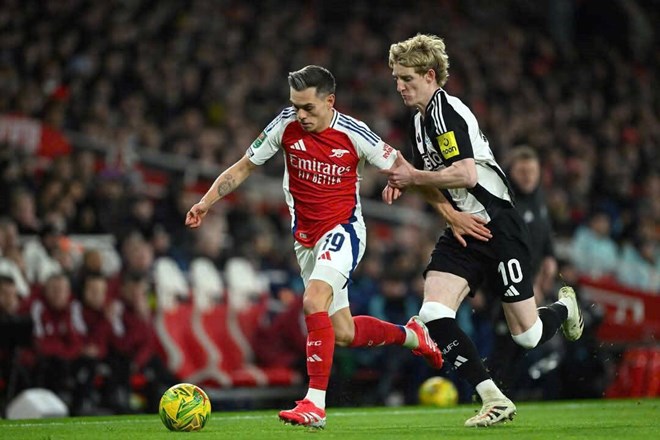 HLV Arsenal hối tiếc vì bỏ lỡ nhiều cơ hội trước Newcastle