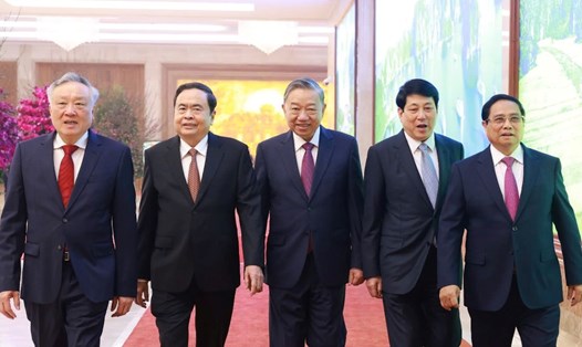 Các lãnh đạo Đảng, Nhà nước tham dự hội nghị. Ảnh: VGP/Nhật Bắc