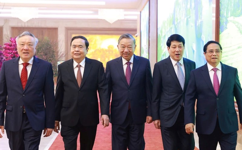 Party and State leaders attend the conference. Photo: VGP/Nhat Bac