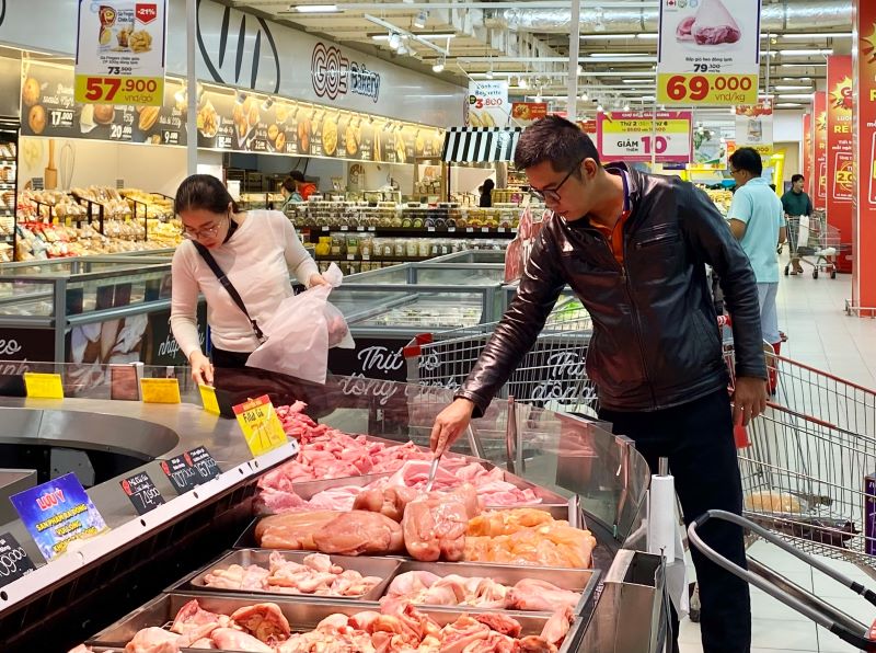 Da Nang sets up inspection teams for food production and trading establishments. Photo: Tran Thi