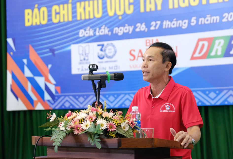 Mr. Dinh Xuan Toan - Editor-in-Chief of Dak Lak Newspaper has submitted an application for early retirement. Photo: H.Tham