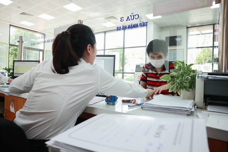 The regime for redundant commune-level cadres after the reorganization of district and commune-level administrative units has been clearly stated in the document of the Ministry of Home Affairs. Illustration photo: Hai Nguyen