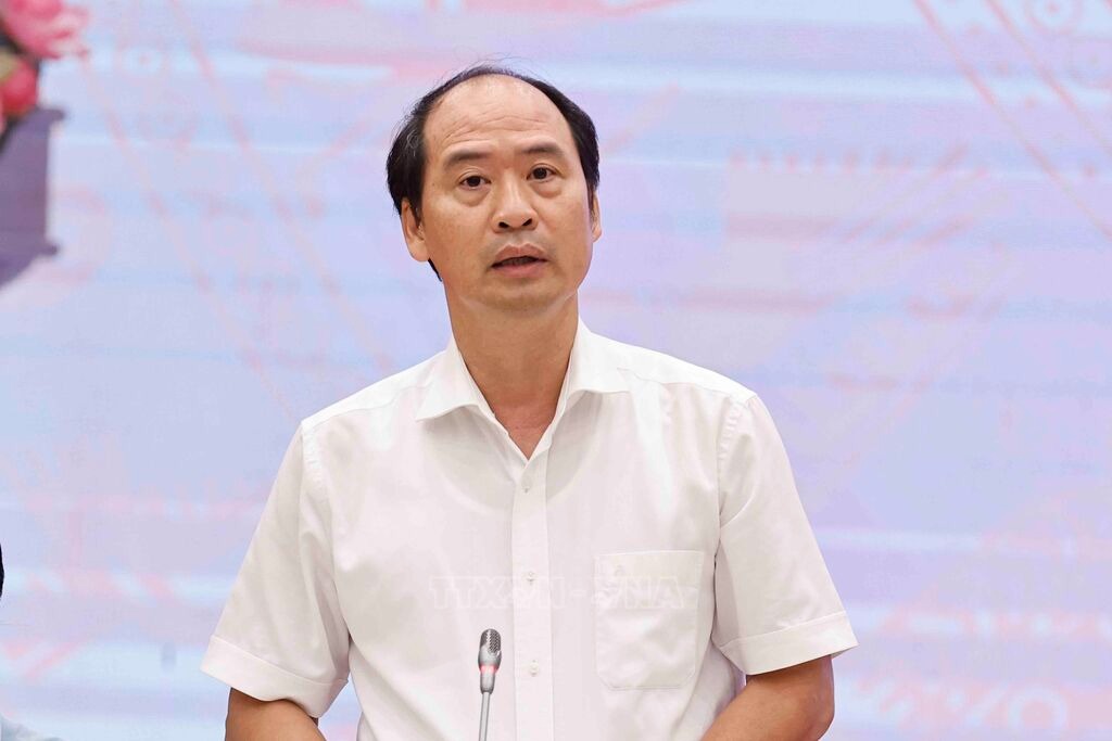 Deputy Minister of Labor, War Invalids and Social Affairs Nguyen Van Hoi informed about the salary and bonus situation for Tet 2025 of employees. Photo: VGP