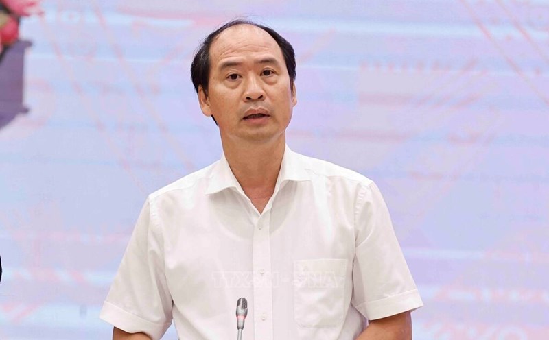 Deputy Minister of Labor, War Invalids and Social Affairs Nguyen Van Hoi informed about the salary and bonus situation for Tet 2025 of employees. Photo: VGP
