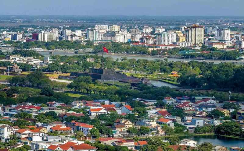 Registration of changes and amendments to the red book information is carried out when the land user or property owner has a need and does not require a fee. Photo: Nguyen Phong.