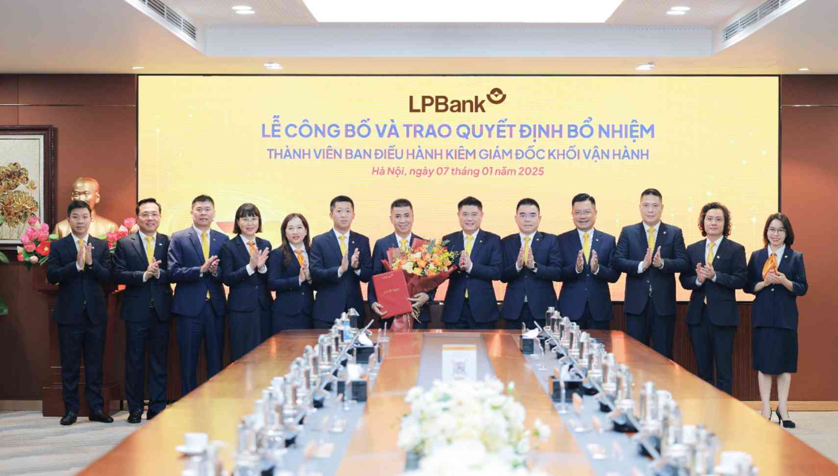 Ong Nguyen Hoang Hai duoc bo nhiem vi tri Thanh vien Ban Dieu hanh kiem Giam doc Khoi Van hanh cua LPBank. Anh: LPBank. 