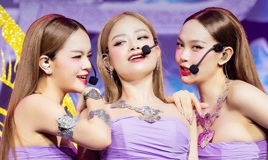 Chị đẹp đạp gió sẽ tạm dừng ở mùa 2. Ảnh: Nhà sản xuất