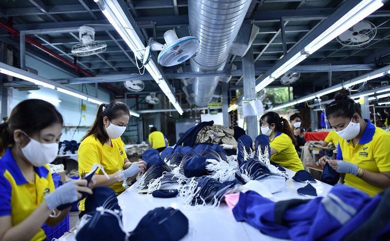 The textile and garment industry receives many orders for 2025. Photo: Dony Garment Company Limited