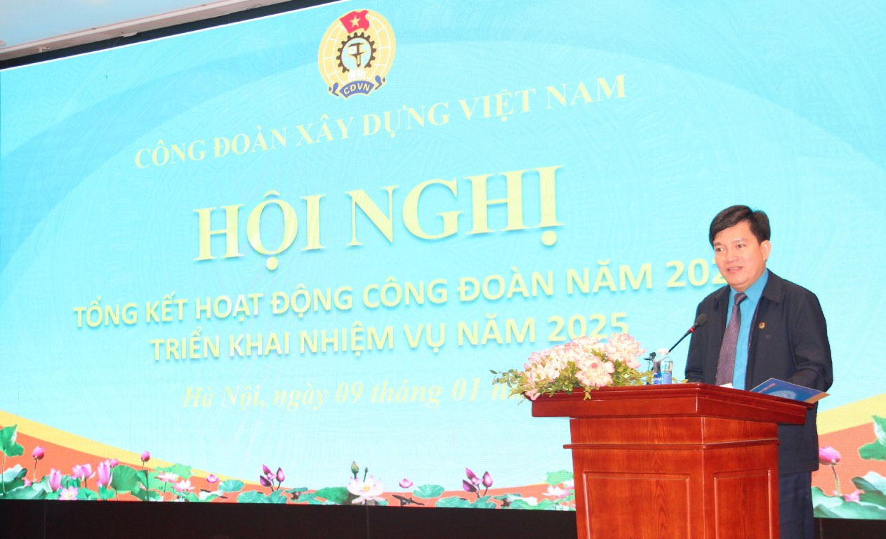 Mr. Nguyen Xuan Hung, Vice President of the Vietnam General Confederation of Labor, gave a speech at the conference. Photo: Bao Han