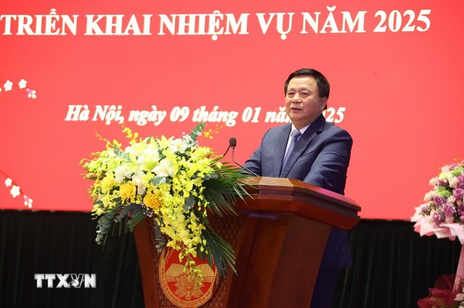 The Director of the Ho Chi Minh National Academy of Politics emphasized that cadres studying at political schools have both professional qualifications and are very good at practical skills. Photo: VNA