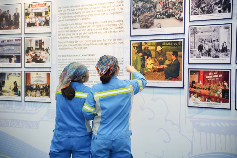 Tinh yeu voi lich su, que huong, dat nuoc luon ven nguyen va la niem tu hao trong moi trai tim nguoi Viet. Anh: BHBV  