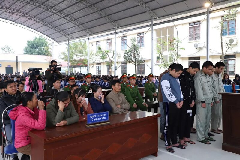 Phiên tòa xét xử lưu động sáng 9.1.2025 tại huyện Đoan Hùng. Ảnh: Công an tỉnh Phú Thọ.