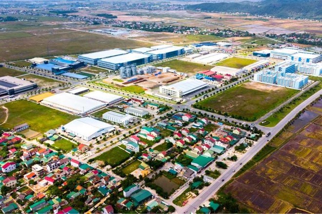 High-tech manufacturing is expanding, positively impacting industrial real estate. Illustration photo: Nguyen Thuong