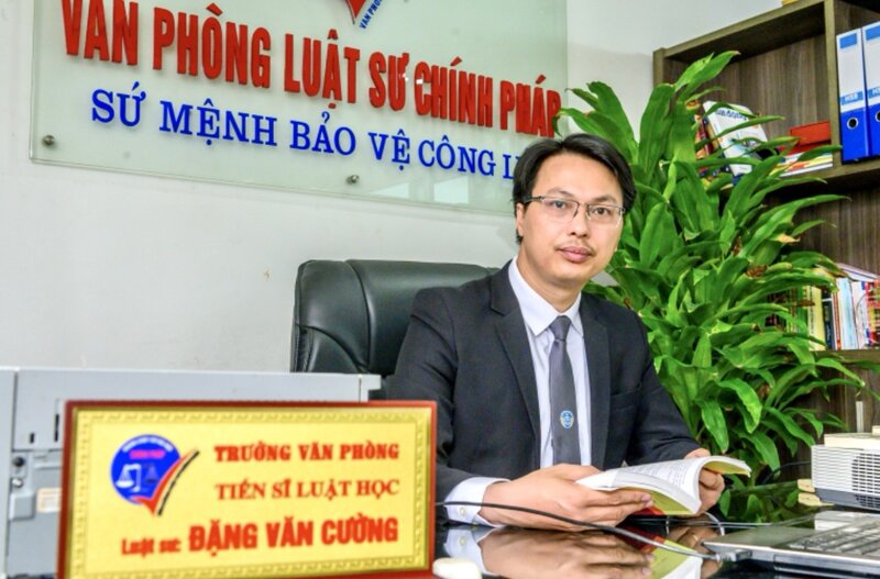 Luat su Dang Van Cuong, Truong Van phong luat su Chinh phap, (Doan Luat su TP Ha Noi). Anh: NVCC 