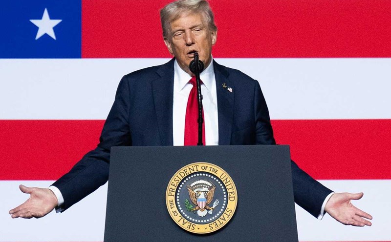 US President Donald Trump speaks to US generals on September 30, 2025. Photo: AFP