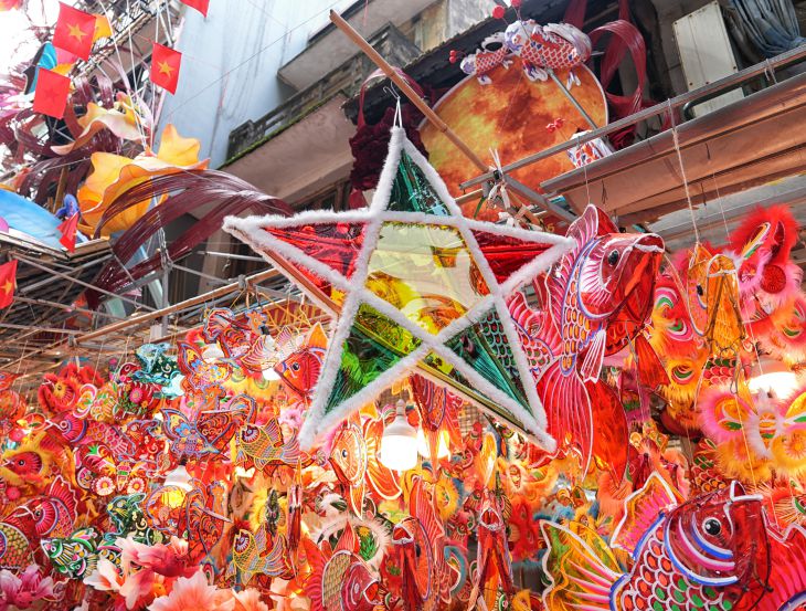 Les lumieres d'etoile sont l'un des symboles du festival du milieu de l'automne. Photo: Viet Van