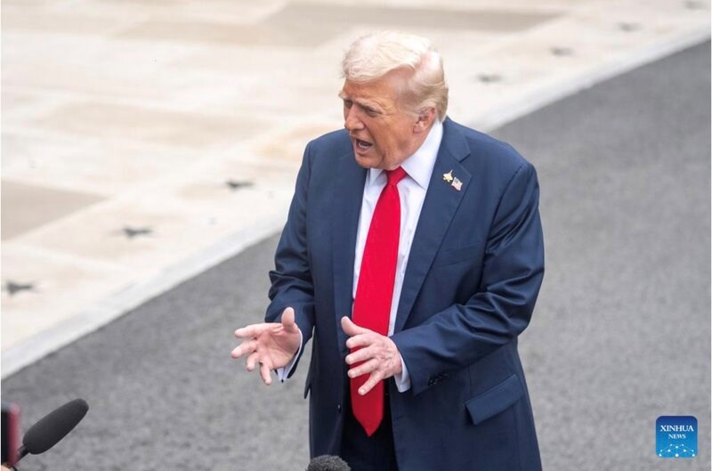 Ông Trump cảnh báo quân đội Mỹ về tàu ngầm Nga và Trung Quốc