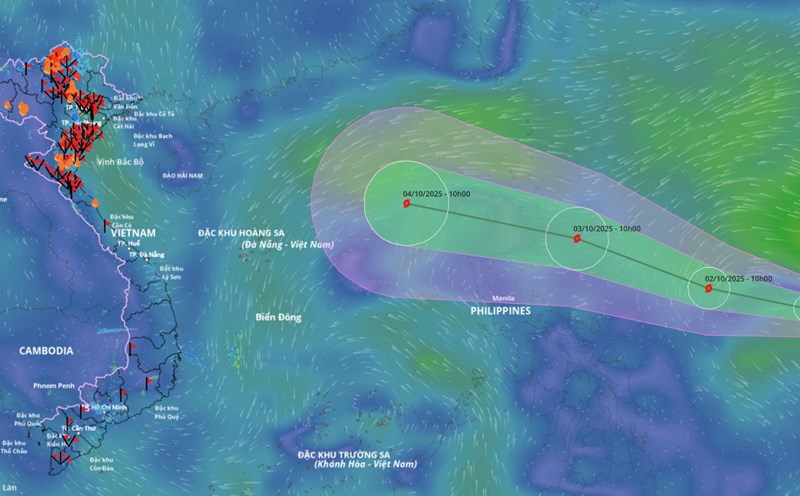 The tropical depression near the East Sea may strengthen into a storm in the next 24 hours. Source: Vietnam Disaster Monitoring System
