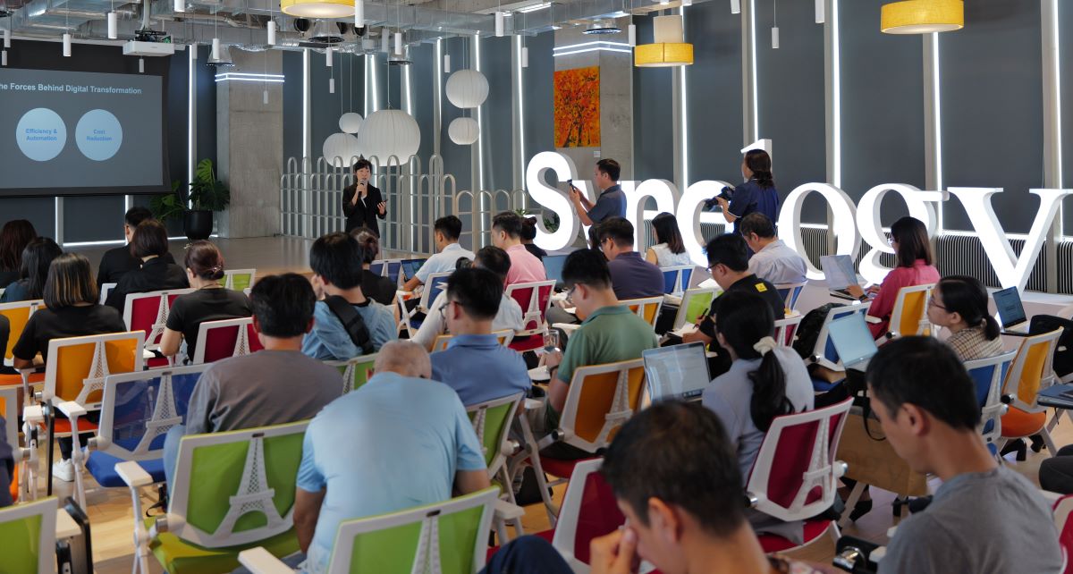 Data archiving plays an important role in the digital transformation process in Vietnam. Photo: Tam Phan