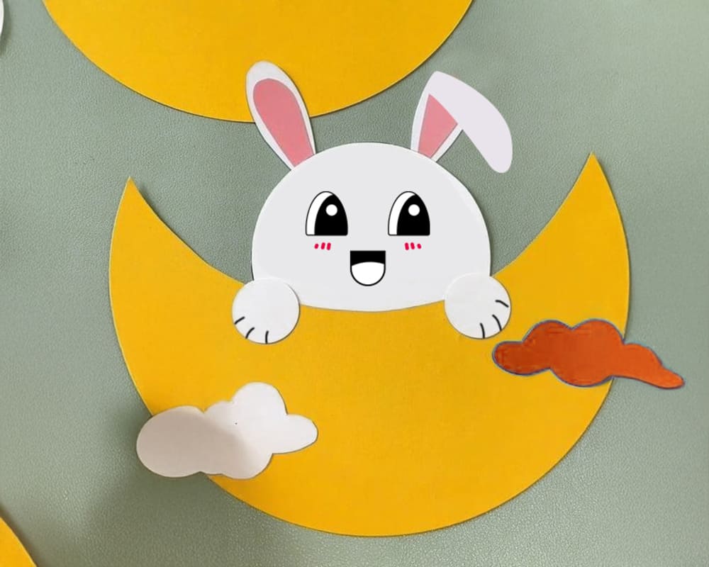 Let's create colorful Mid-Autumn Festival decorations at home with your children. Photo: Tuan Dat