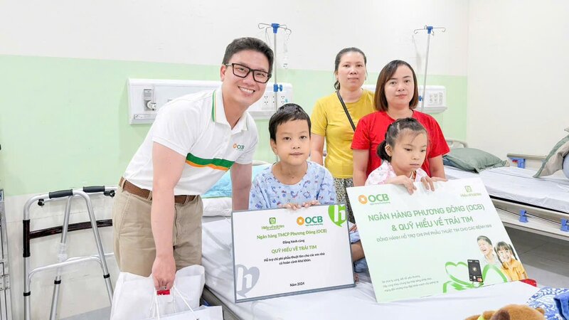 Tu nam 2023, OCB da dong hanh cung Quy Hieu ve trai tim mang den co hoi chua tri cho nhieu em nho mac benh tim bam sinh. Nguon : OCB