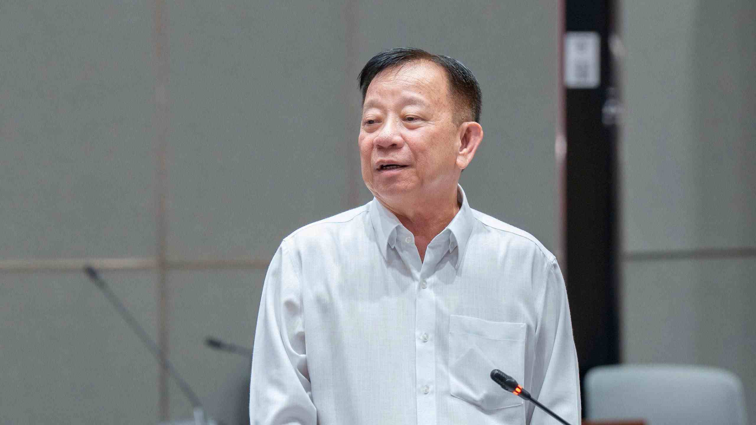  ong Nguyen Van Duoc - Chu tich UBND TPHCM