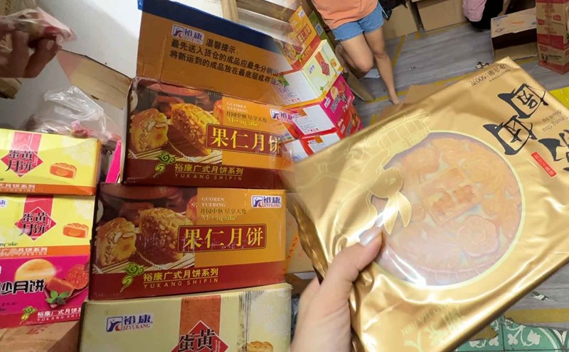 Chinese domestic moon cake warehouse owner reveals the secret to tax evasion
