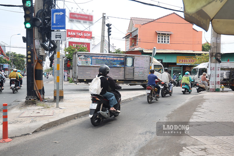 Lan re phai nay danh rieng cho xe 2 banh va 3 banh. Anh: Quynh Anh