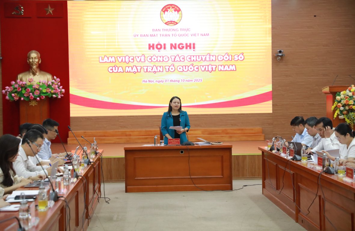 Toan canh hoi nghi. Anh: Bao Han 