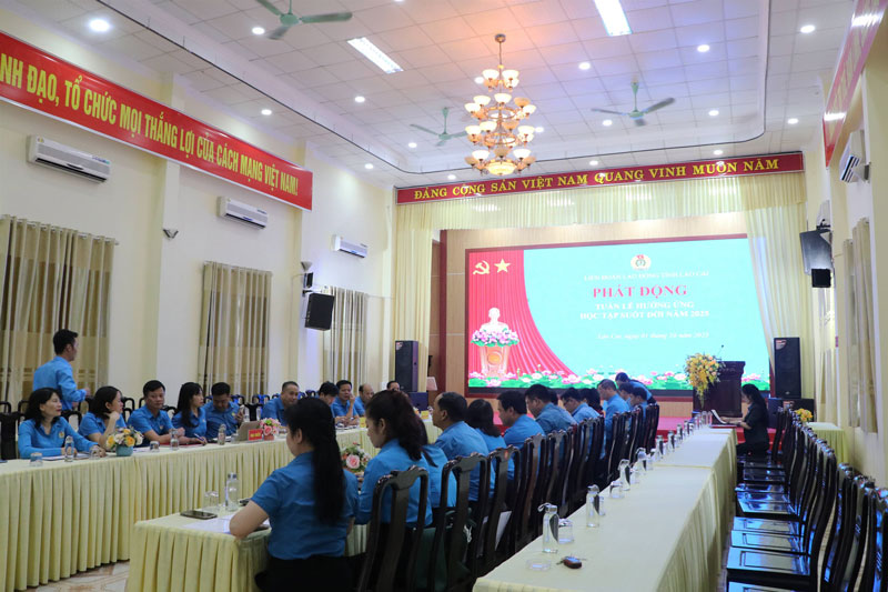 Lien doan Lao dong tinh Lao Cai phat dong Tuan le huong ung hoc tap suot doi nam 2025. Anh: Manh Hung