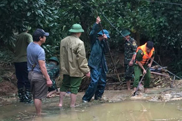The body of the remaining victim in the fish pond break in Bao Thang commune, Lao Cai province has been found. Photo: NDCC