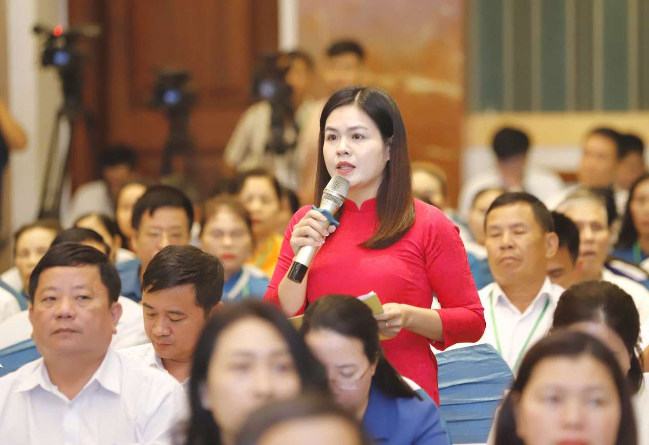 Ms. Ta Thi Thuan, Vice President of the Farmers' Association of Gia Lam commune, said that many farmers are very interested and want to invest in rooftop solar power. Photo: Organizing Committee