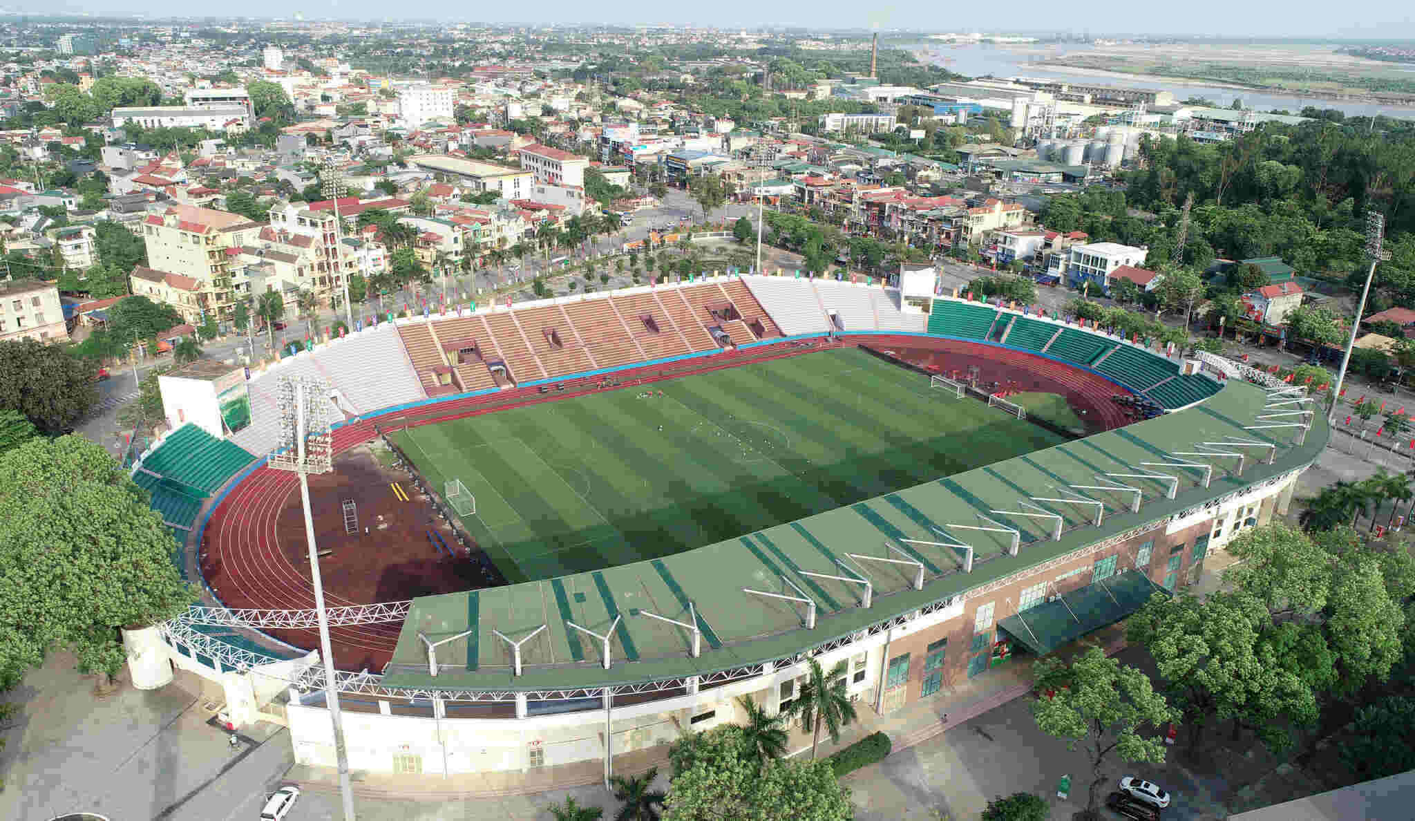 San van dong Viet Tri se duoc nang cap len suc chua 35.000 cho ngoi trong thoi gian toi. Anh: Quoc Dai