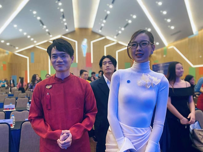 Hoa hau Bao Ngoc va Tuan Cry tai le