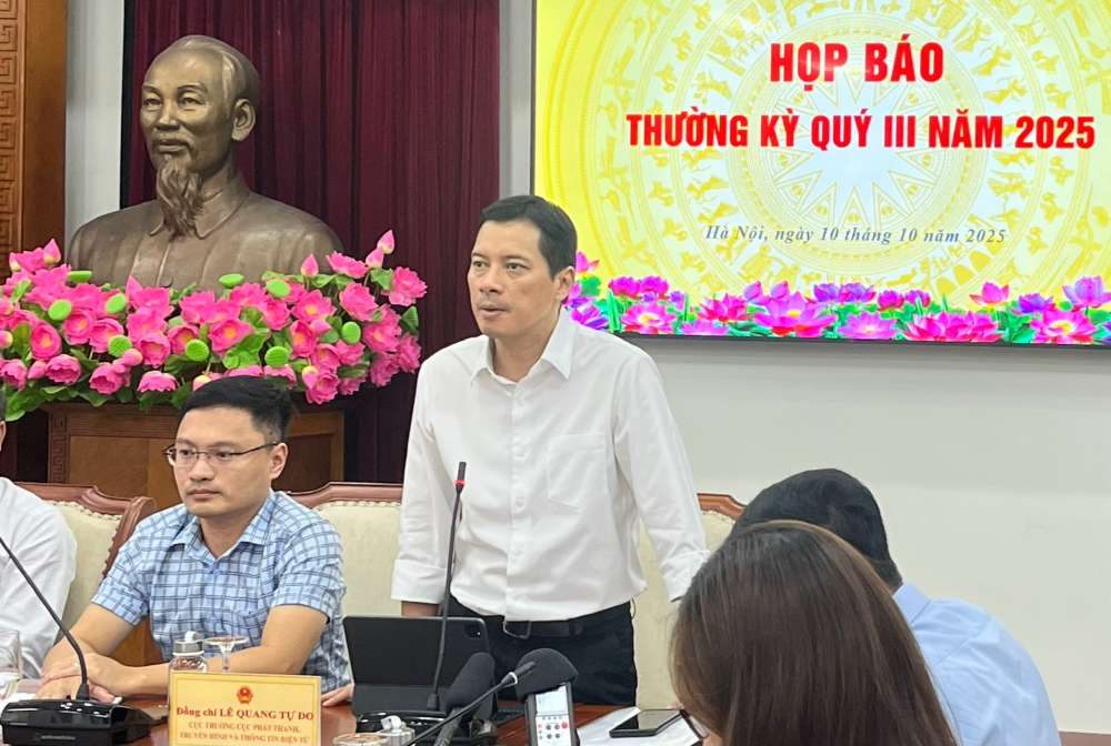 Ong Le Quang Tu Do chia se ve viec phim chu de “Tong tai” tran lan tren mang xa hoi thoi gian gan day. Anh: Chi Long