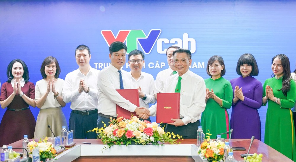 VTVcab and Mai Linh Group signed. Photo: Thu Huong