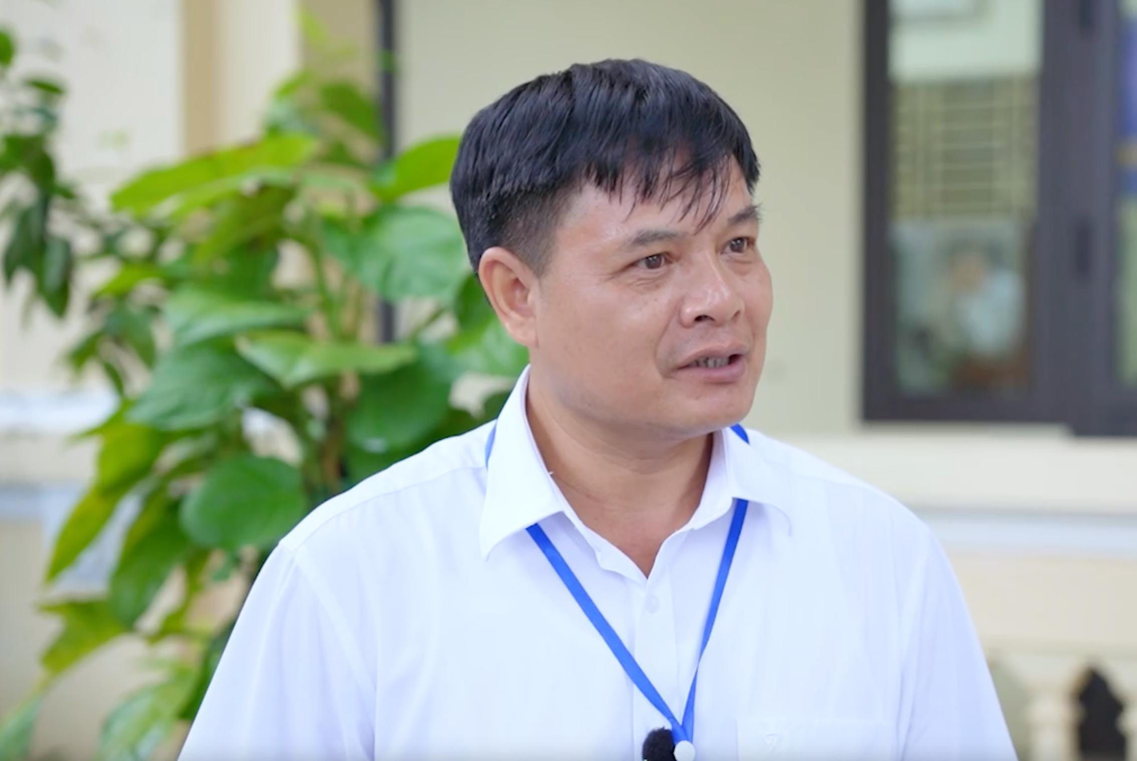 Theo ong Nguyen Dai Hai - Truong phong Kinh te xa Minh Chau cho biet viec thu thap du lieu so do van con mot so kho khan. Anh: Anh Tuan