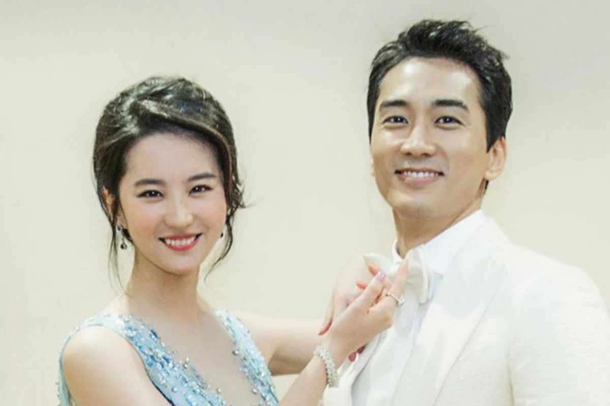 Liu Yifei and Song Seung Hun have been dating for 3 years. Photo: Producer