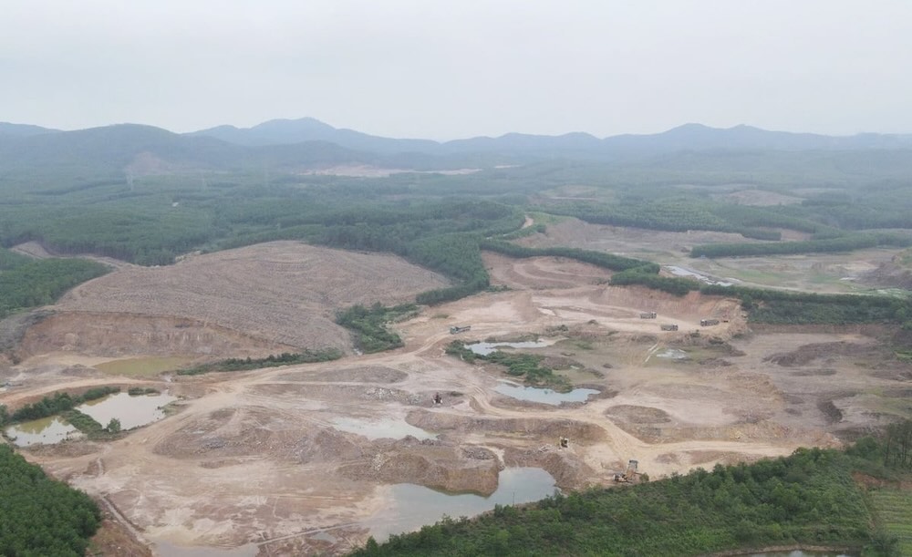 Organized an auction of 5 mineral mines of nearly 80 hectares. Photo: V. Dinh