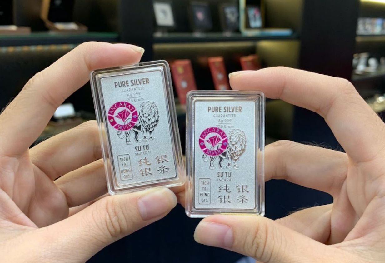 Gia bac lien tuc pha dinh nho nhu cau cong nghiep, dong von dau tu. Anh: Phuong Anh