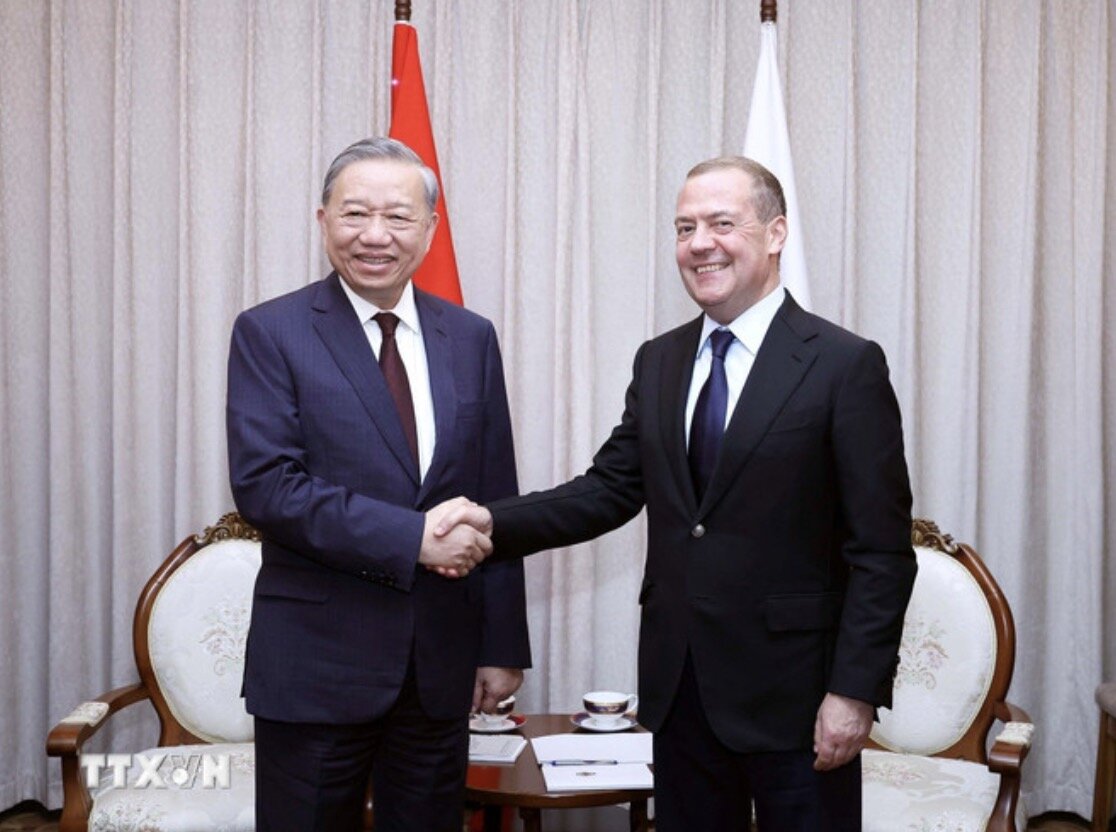 Tong Bi thu To Lam va Chu tich Dang Nuoc Nga Thong nhat Dmitry Medvedev. Anh: TTXVN