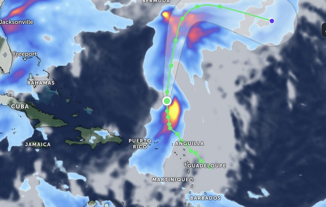 El tifon Jerry es una tormenta tropical en el Atlantico. Foto: Zoom Earth
